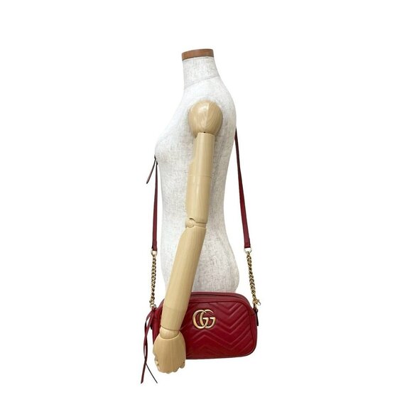 GUCCI Red Leather GG Marmont Shoulder Bag - Picture 2 of 9